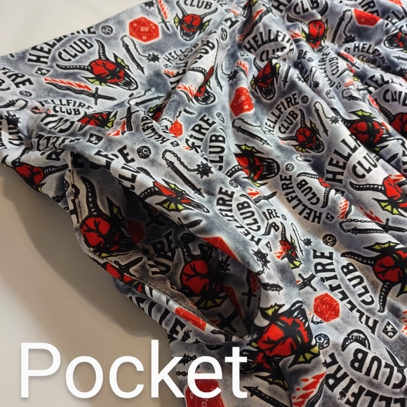 🔥 Hellfire Club Skirt Size XL XXL Stranger Things Netflix Comfy Goth Pockets 🔥 - Picture 4 of 7